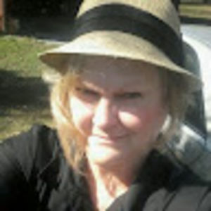 Meet your Posher, Debra